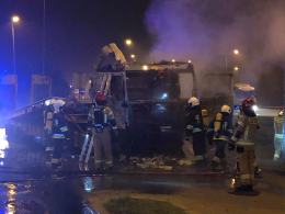 Laweta zapaliła się podczas jazdy. Niebezpieczne zdarzenie na A4