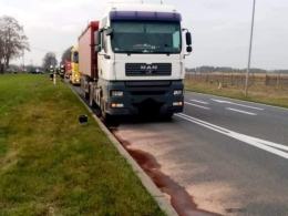 Kolizja w powiecie oleskim. Sprawca miał ponad 2,5 promila i sądowy zakaz jazdy