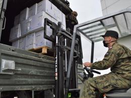 W Szpitalu Tymczasowym ciągle trwają prace. Pomagają opolscy Logistycy