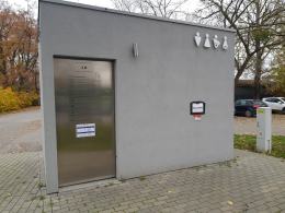 Toaleta samoobsługowa na Pasiece nieczynna od blisko miesiąca. To wina mieszkańców