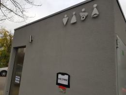 Toaleta samoobsługowa na Pasiece nieczynna od blisko miesiąca. To wina mieszkańców