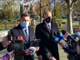 Posłowie KO komentują skandaliczną wypowiedź wojewody odnośnie Czarnej księgi PiS