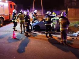 Niebezpieczne zdarzenie drogowe w Tłustomostach. Uczestnicy uciekli