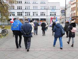 Spacer przeciwko wyprowadzaniu Polski z UE przeszedł przez Opole