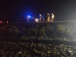 Dachowanie osobówki w powiecie brzeskim. Mężczyzna wrócił do domu i wezwał pomoc