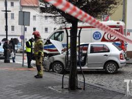 72-latek wjechał do...jubilera. Nietypowe zdarzenie w Prudniku