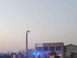 Ozimek: Stalowa konstrukcja zawaliła się na mężczyznę. Poniósł śmierć na miejscu