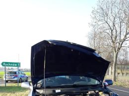 Groźny wypadek w Kamiennej. 22-letnia pasażerka trafiła do szpitala