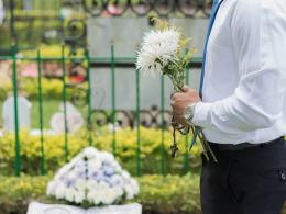 Ile dni urlopu przysługuje ze względu na śmierć członka rodziny?