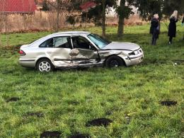 Wypadek w Wawelnie. Trzy osoby trafiły do szpitala