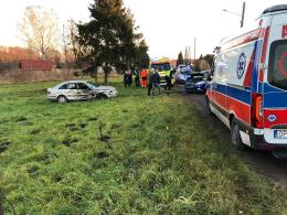 Wypadek w Wawelnie. Trzy osoby trafiły do szpitala