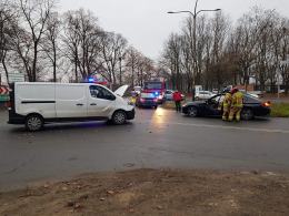 Zderzenie pojazdów na skrzyżowaniu 1-Maja i Rejtana