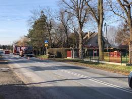 Pożar budynku w powiecie oleskim. Jedna osoba ranna