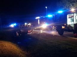 Tragiczny wypadek w Gwoździcach. Dwie osoby nie żyją