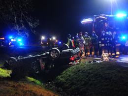 W wypadku w Gwoździcach zginął 22-letni kierowca mercedesa i jego 20-letnia pasażerka