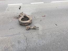 Zderzenie samochodu osobowego i ciężarowego w Małujowicach