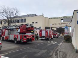 Pożar przewodów w szpitalu wojewódzkim w Opolu. 30 osób ewakuowano