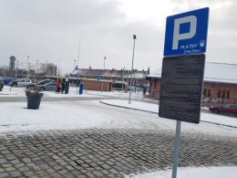 Parking przy Dworcu Głównym znów płatny - zapłacimy też za "Kiss and ride"