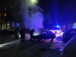 Pożar samochodu osobowego na ulicy Kieleckiej w Opolu