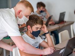 Koduj z gigantami - ruszyły zapisy na bezpłatne warsztaty z programowania