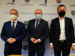 Zamiana ról w Urzędzie Marszałkowskim w Opolu musi trochę poczekać. Dziś sesja Sejmiku