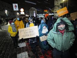 Opolanie znów wyszli na ulice. Nie zgadzają się z publikacją wyroku TK