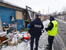 Trudny czas dla bezdomnych. Służby pomagają im przetrwać