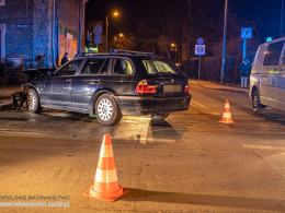 Zderzenie BMW i Skody w Kluczborku. Dwie osoby trafiły do szpitala
