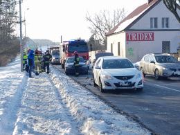 Trzy samochody osobowe zderzyły się na ulicy Częstochowskiej w Opolu