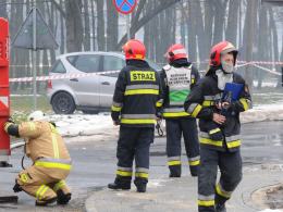 13 zastępów straży walczy z pożarem Żabki na osiedlu AK