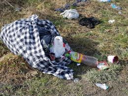 Toniemy w śmieciach. Nielegalne wysypisko koło dawnej spalarni