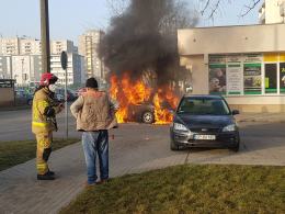 Pożar samochodu na ulicy Kieleckiej w Opolu