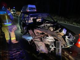 96-letni kierowca wjechał w naczepę ciągnika rolniczego. Zdarzenie w Prószkowie