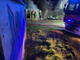 Pożar w garażach na Luboszyckiej. Jedna osoba nie żyje, dwie zostały ranne