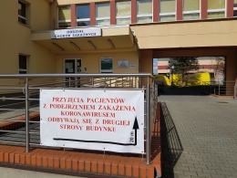 Minął rok odkąd zamknęliśmy się na "DWA TYGODNIE"