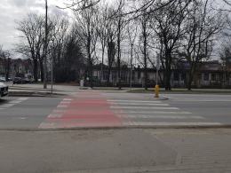 Niebezpieczne przejście dla pieszych na Ozimskiej doczeka się świateł