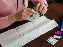 Testy na przeciwciała Covid-19 z Biedronki. Sprawdziliśmy jak działają