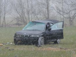 Kierowca BMW wypadł z drogi i dachował. Wypadek na trasie Lędziny-Chrząstowice