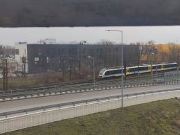 Uszkodzenie sieci trakcyjnej na szlaku Opole Główne - Opole Groszowice. Są utrudnienia