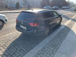 Zderzenie pojazdów na ulicy Piastowskiej w Opolu. Jedna osoba poszkodowana