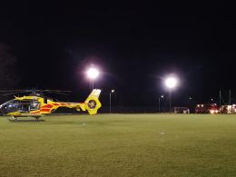 Wypadek podczas prac polowych. Doszło do wkręcenia rąk dziecka w maszynę rolniczą