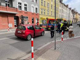 Potrącenie starszej kobiety na ulicy Kośnego w Opolu