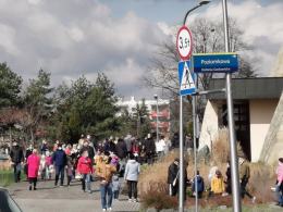 Opolanie ruszyli ze święconką. Kiedyś taki widok nie budził kontrowersji