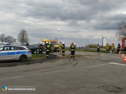 Zderzenie samochodów pod taśmociągiem w Zimnicach Małych