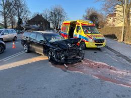 Zderzenie pojazdów na Niemodlińskiej w Opolu