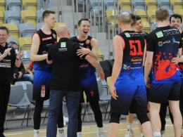 Historyczna wygrana Weegree w play-offach!