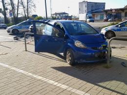 Jedna osoba poszkodowana w zdarzeniu drogowym na ul. Armii Krajowej. Sprawca pijany