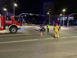 Nocny wypadek na Zaodrzu. Nie działa sygnalizacja świetlna na dużym skrzyżowaniu