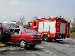 Wypadek w powiecie brzeskim. Dwie osoby trafiły do szpitala