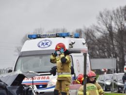 Tragiczny wypadek pod Prudnikiem. W wypadku zginęła kobieta w ciąży